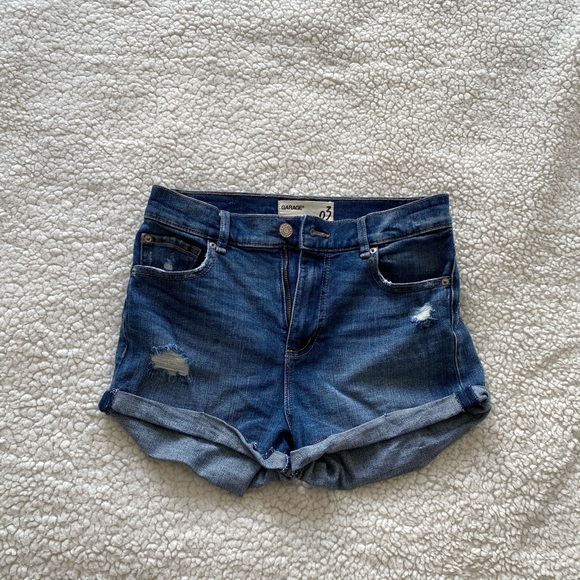 Blue jean shorts 🔥✨ Garage size 03 (small) - Picture 2 of 3